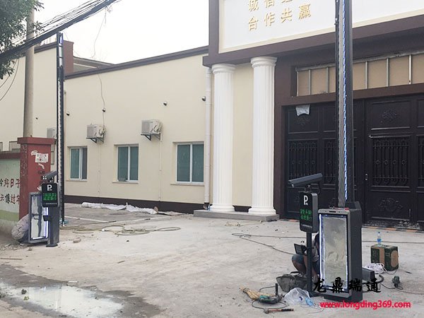 田華建筑車牌識(shí)別系統(tǒng)