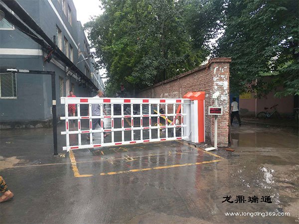 車牌識(shí)別系統(tǒng)