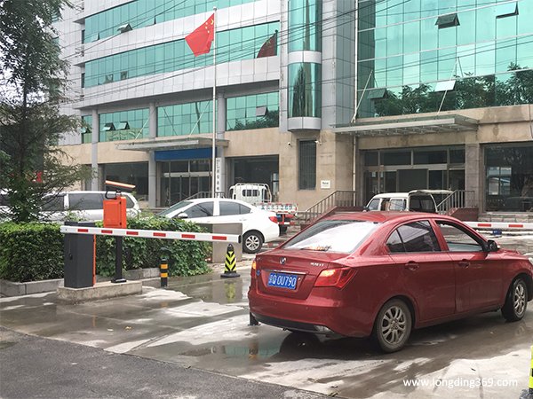 車牌識別系統(tǒng)