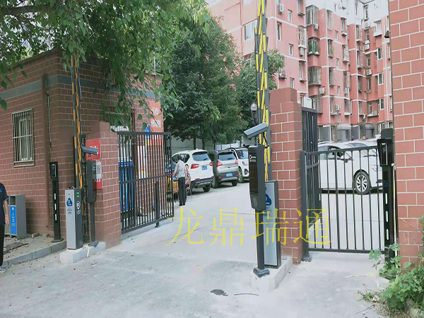 北京房山區(qū)智能車牌識(shí)別一體機(jī)：農(nóng)業(yè)局家屬院